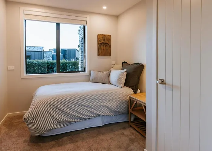 Te Moana - Views - Sleeps 7 - Holiday home *