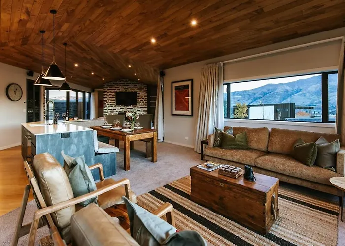 Te Moana - Views - Sleeps 7 - Holiday home Wanaka